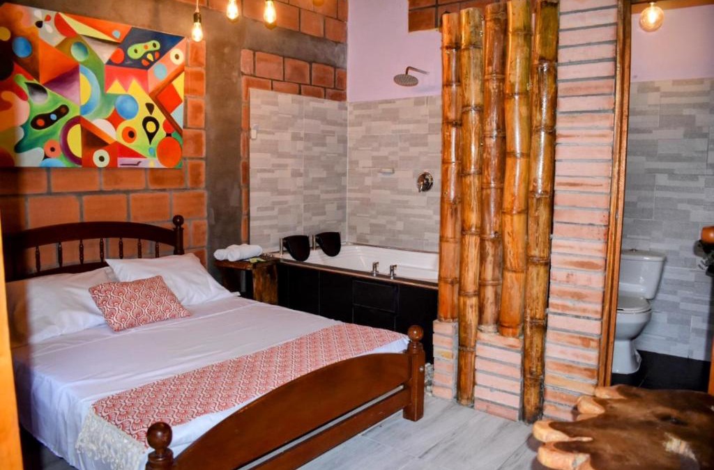 San Sebastian de Mariquita Hotel | Hotel B & C
