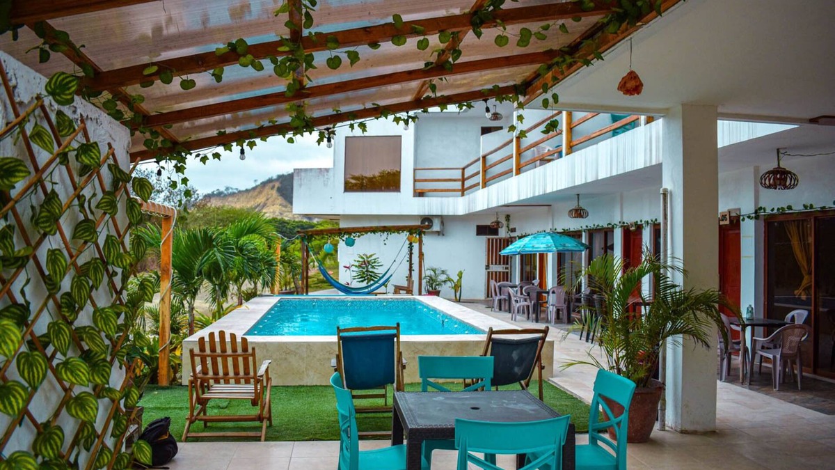 Canoa Hotel | Hotel Baja Beach Los Manglares