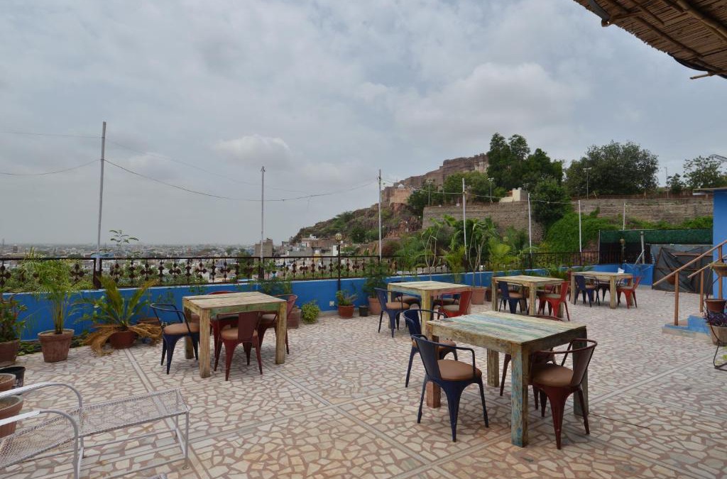 Gulab Sagar Hotel | Hotel Bawarri Haveli