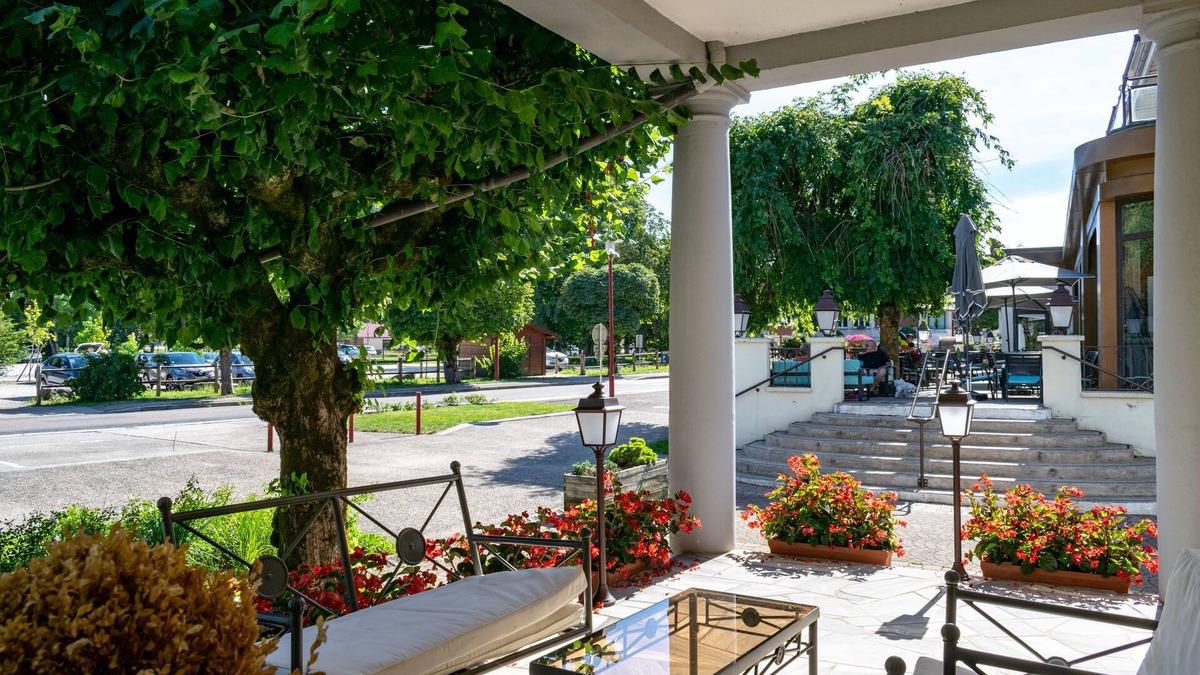 Malbuisson Hotel | Hotel beau site