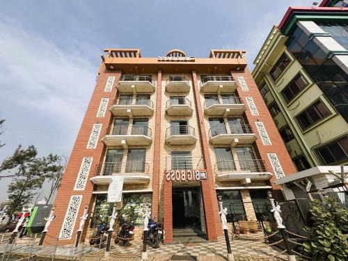 New Digha Hotel | Hotel Big Boss,New Digha 150M from the Beach With AC and Non Room