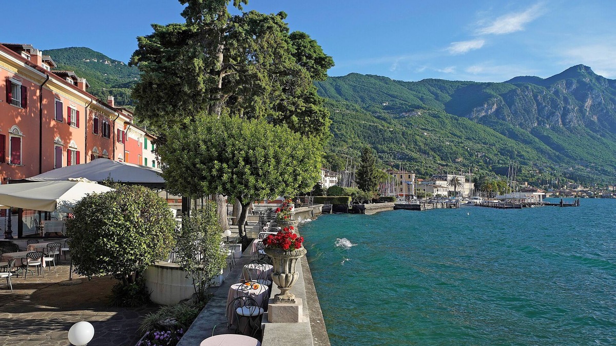 Bogliaco Hotel | Hotel Bogliaco