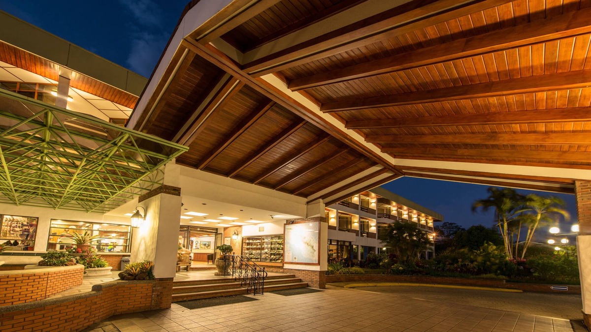 Santo Tomas Hotel | Hotel Bougainvillea San José