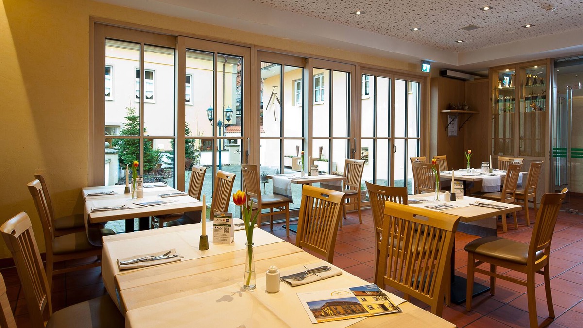 Memmelsdorf Hotel | Hotel & Brauereigasthof Drei Kronen