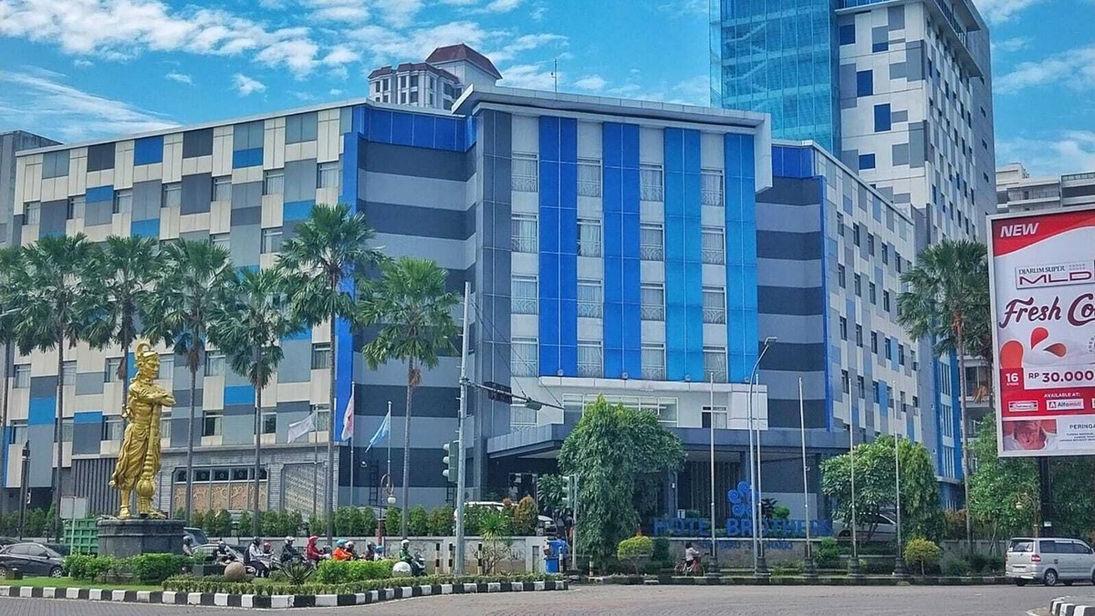 Baki Hotel | Hotel Brothers Solo Baru