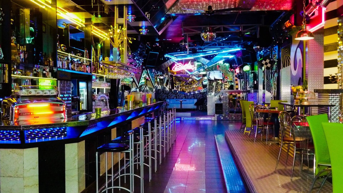 Pisek Hotel | Hotel Cade