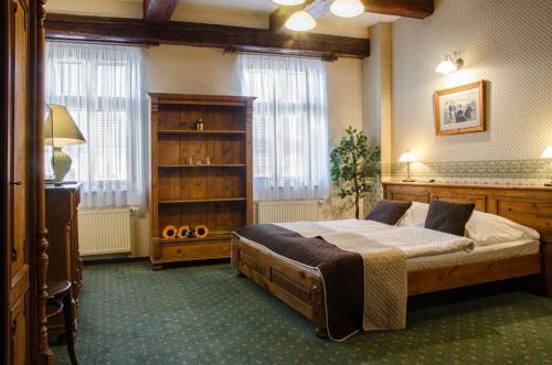 Frydek-Mistek Hotel | Hotel & Caffe Silesia
