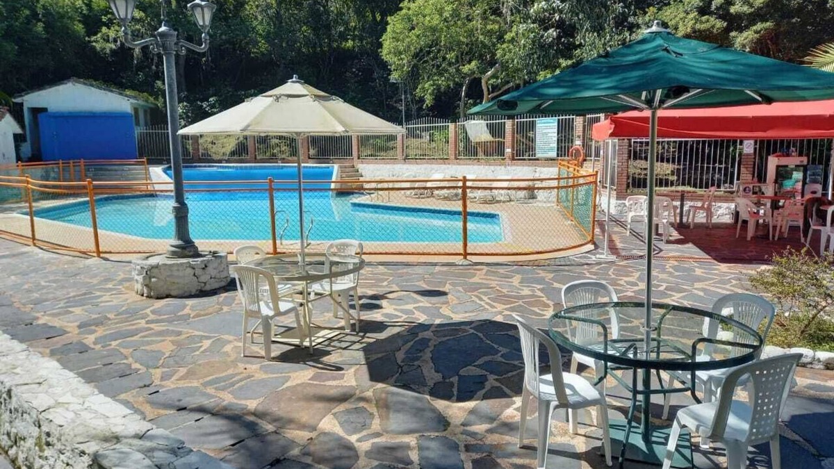 Pacho Hotel | Hotel California Pacho