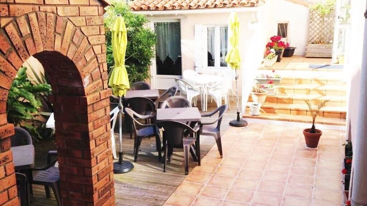 Les Sables d'Olonne Hotel | HOTEL&CANTINE DE LA PLAGE