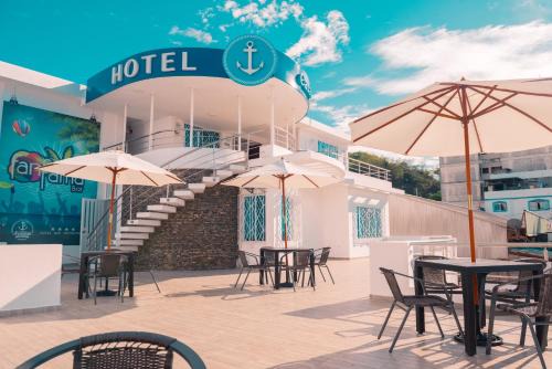 Esmeraldas Hotel | Hotel Casa Arnaldo "Esmeraldas"
