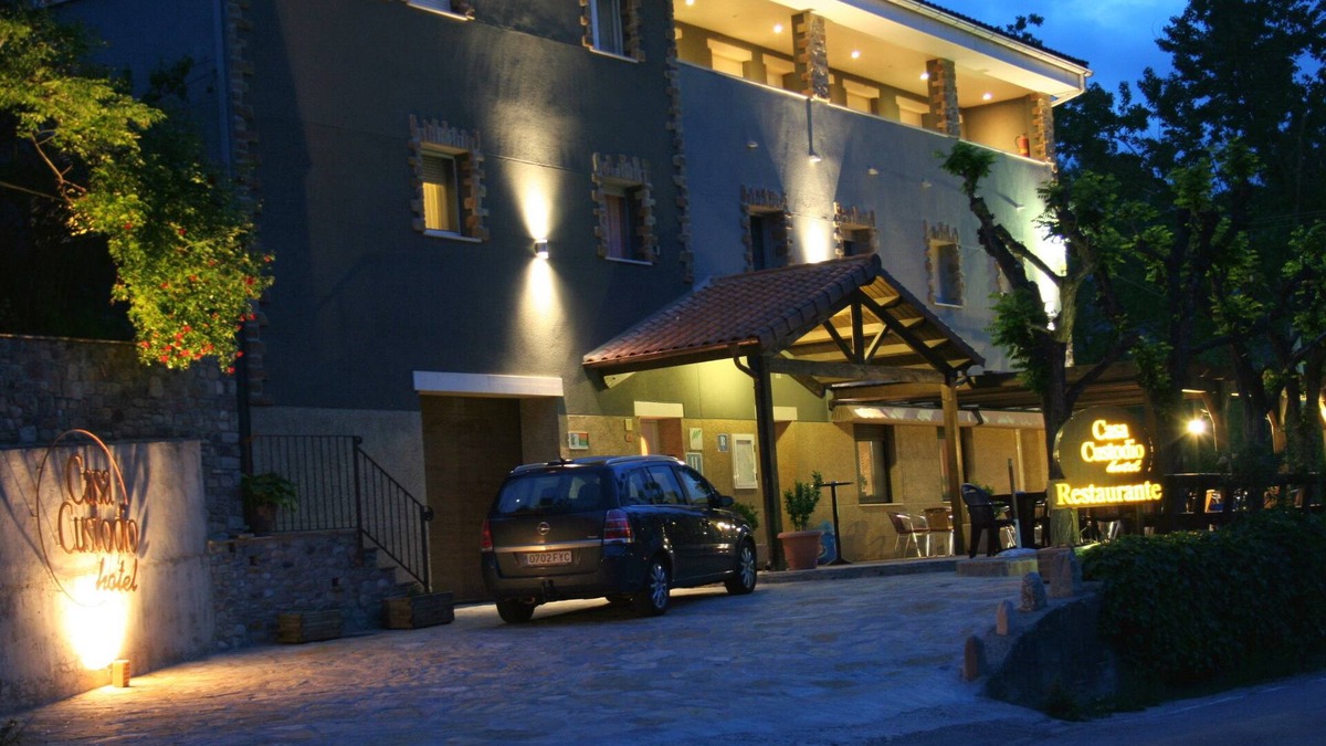 La Puebla de Roda Hotel | Hotel Casa Custodio