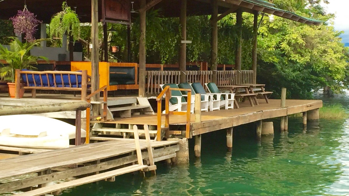 Rio Dulce Hotel | Hotel Catamaran