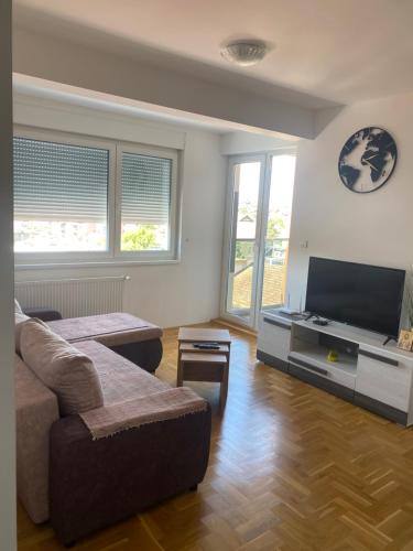Gornji Milanovac Apartment | Hotel centar