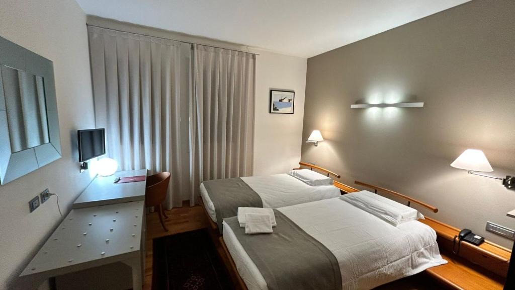 Resana Hotel | Hotel Centrale Resana Eli caffe