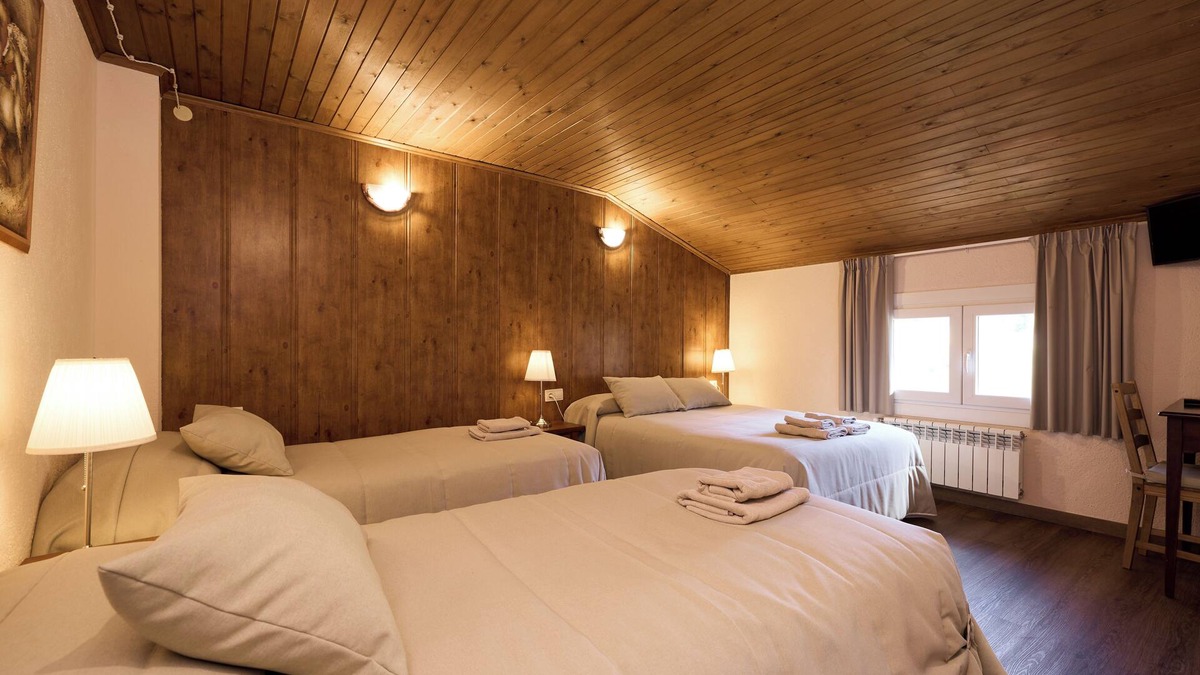 Bordes d'Envalira Hotel | Hotel Chalet Peretol