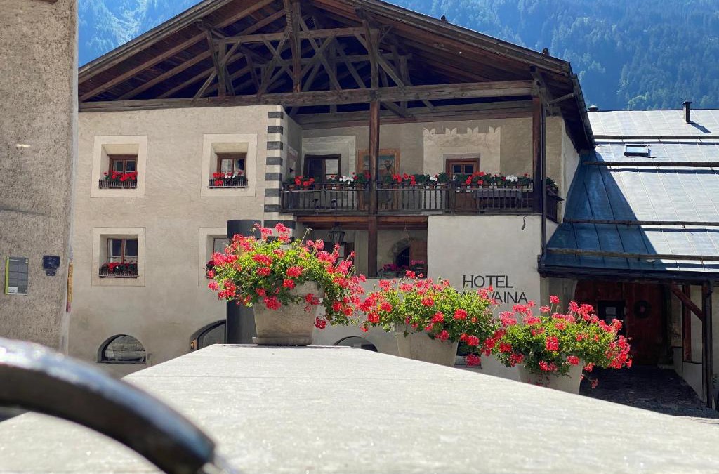 Mustair Hotel | Hotel Chasa Chalavaina - Historisches Hotel des Jahres 2024