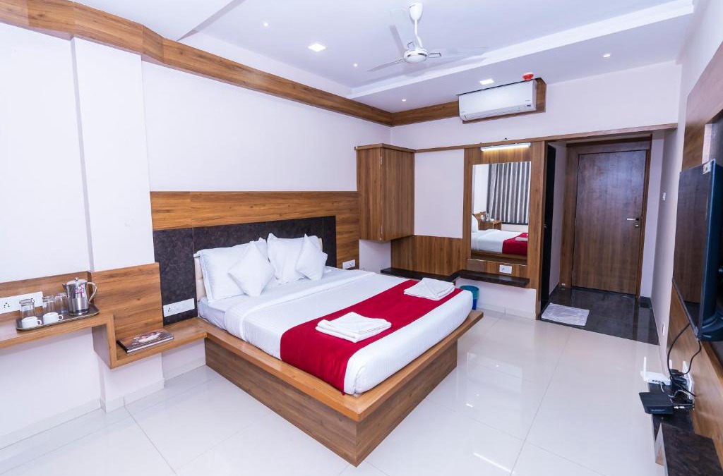 Kolhapur Hotel | Hotel Chiranjeevi Kolhapur
