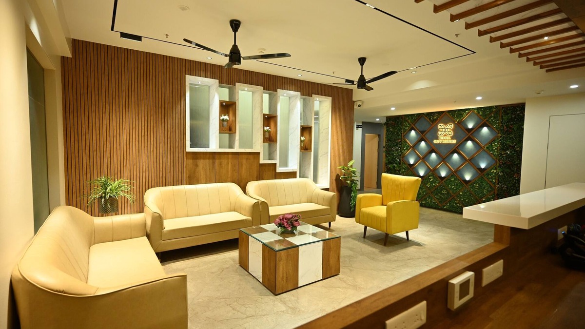 Latur Hotel | Hotel City Centre Latur