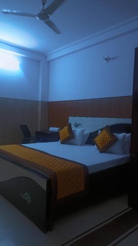 Khattalwada Hotel | Hotel Clark