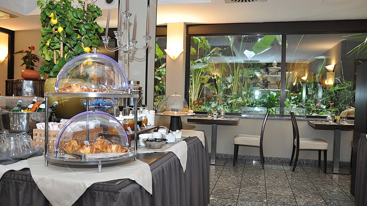 Binasco Hotel | Hotel Comtur