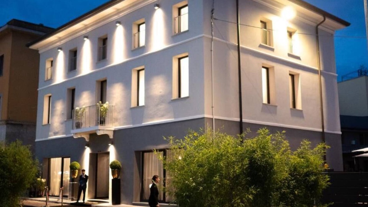 Moglia Hotel | HOTEL DE AMICIS