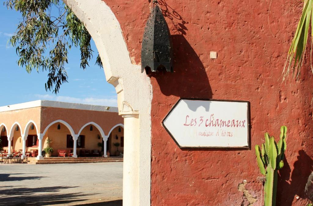 Mirleft Hotel | Hotel De Charme Les 3 Chameaux 4 étoiles