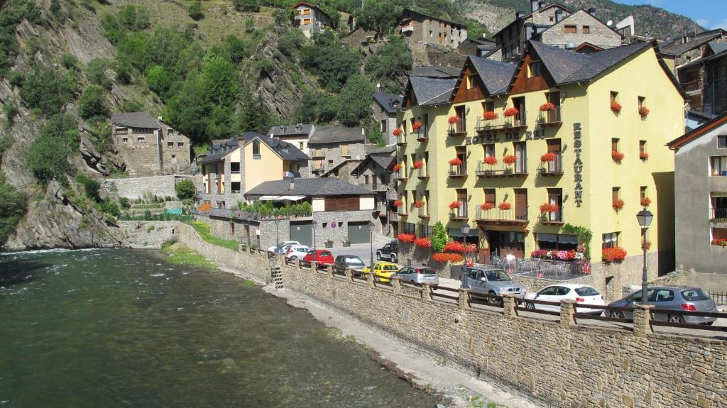 Llavorsi Hotel | Hotel De Rei