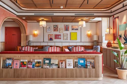 Biarritz City Centre Hotel | Hotel de Silhouette