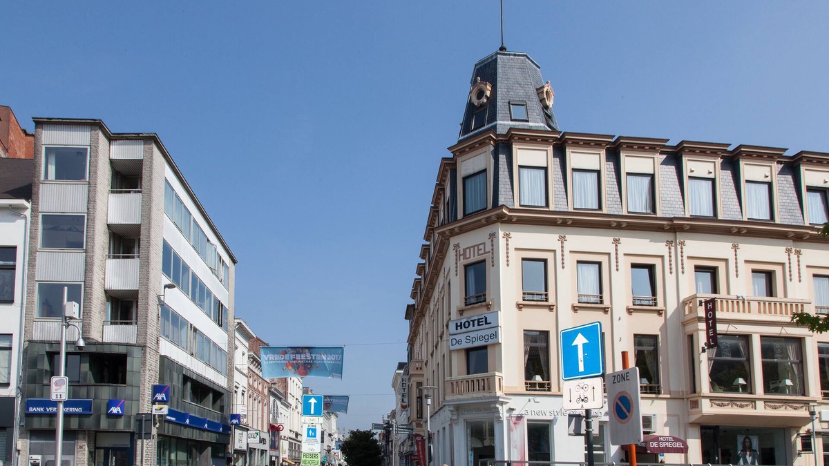 Sint-Niklaas Hotel | Hotel De Spiegel