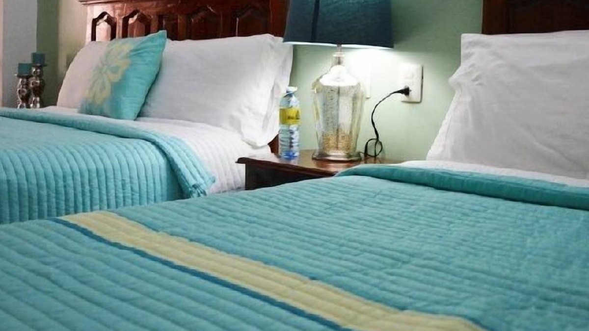 Martinez de La Torre Hotel | Hotel del Angel Inn