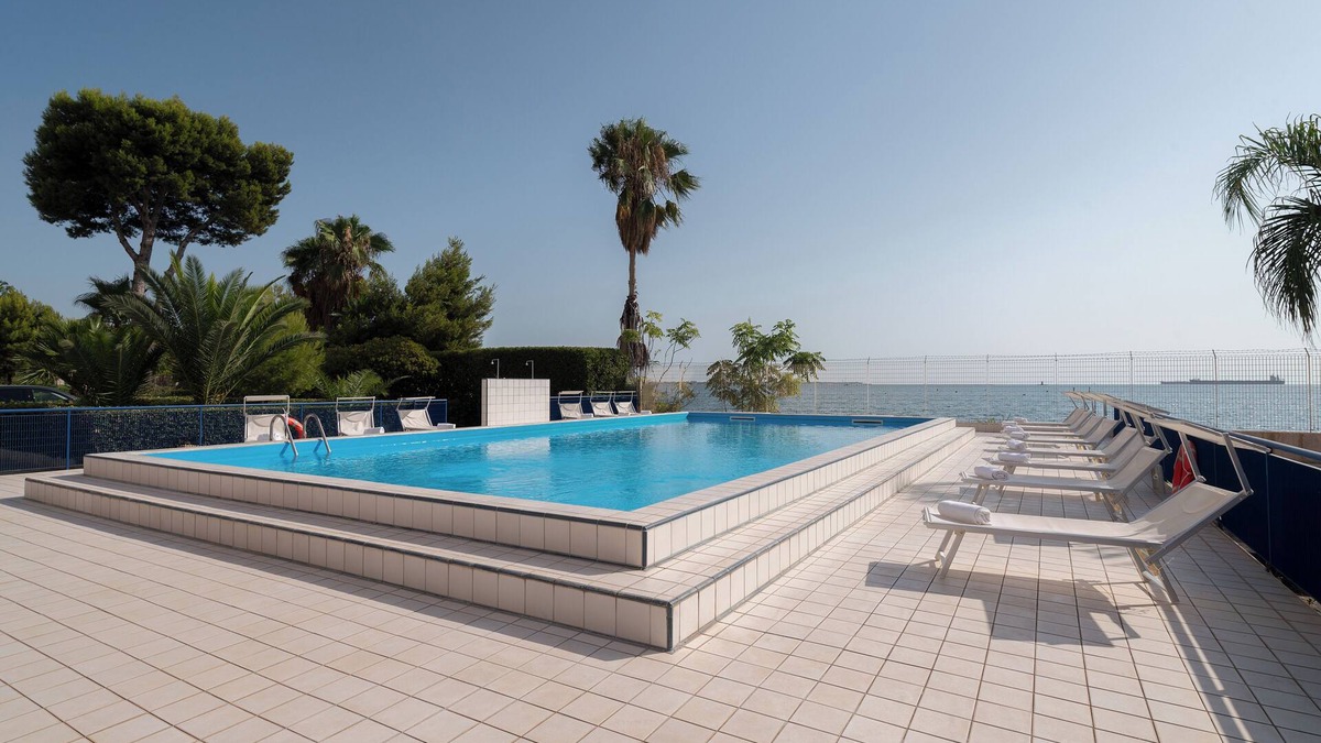 Taranto Hotel | HOTEL DELFINO TARANTO