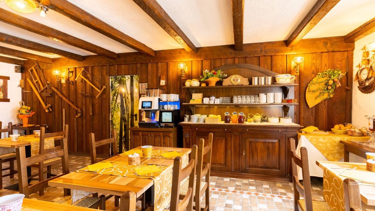 Saint-Rhemy-en-Bosses Hotel | Hotel Des Alpes