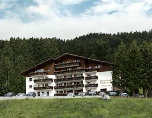 Valbella Hotel | Hotel Dieschen