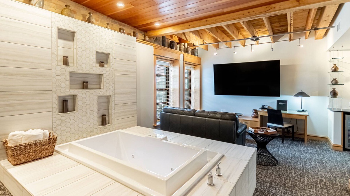 Fargo Hotel | Hotel Donaldson