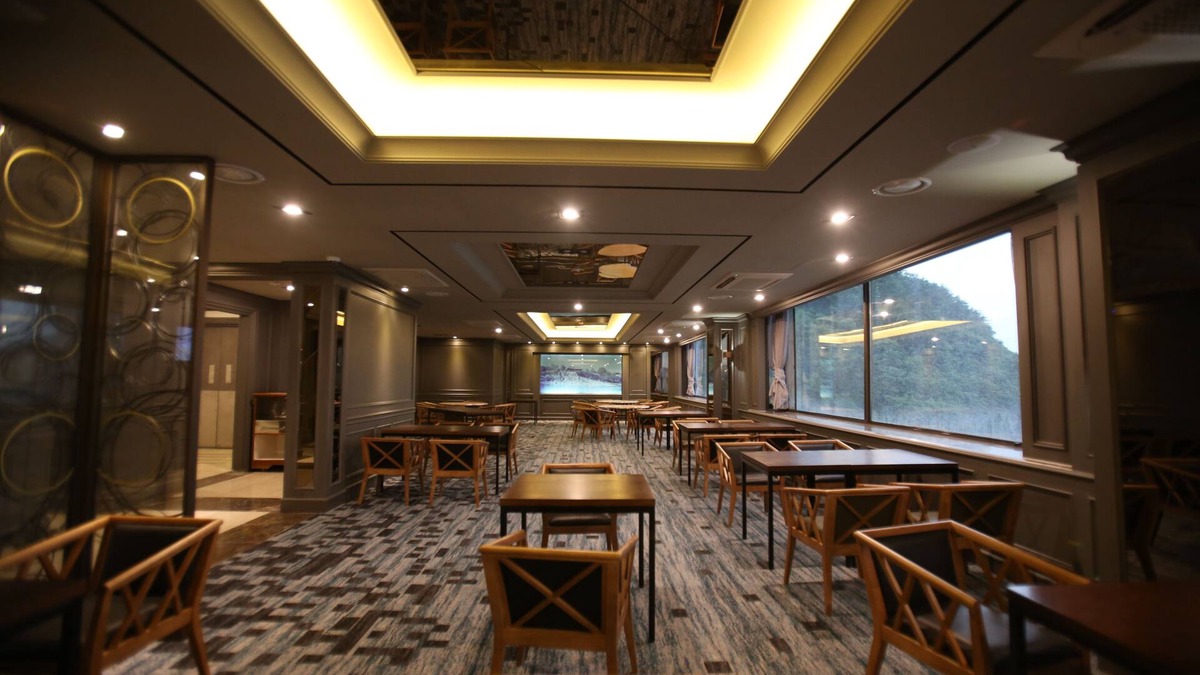 Chinju Hotel | Hotel DongBang