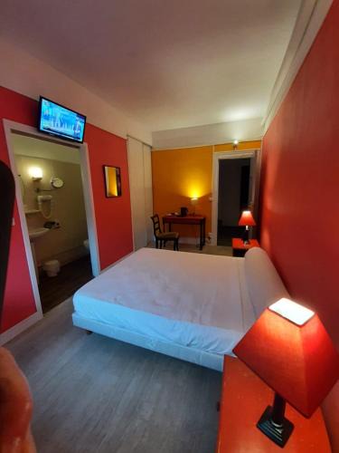 Beauvais Hotel | Hotel du Cygne