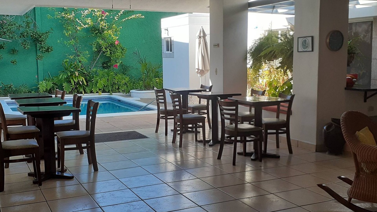 Managua Hotel | Hotel El Almendro