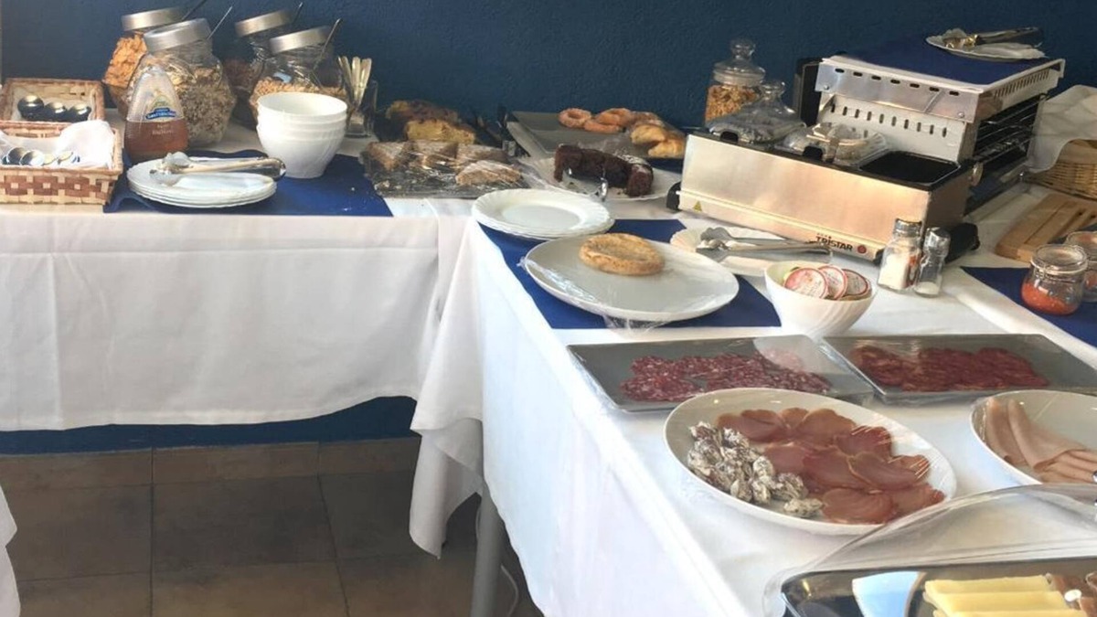 Villanueva de la Canada Hotel | Hotel El Ancla
