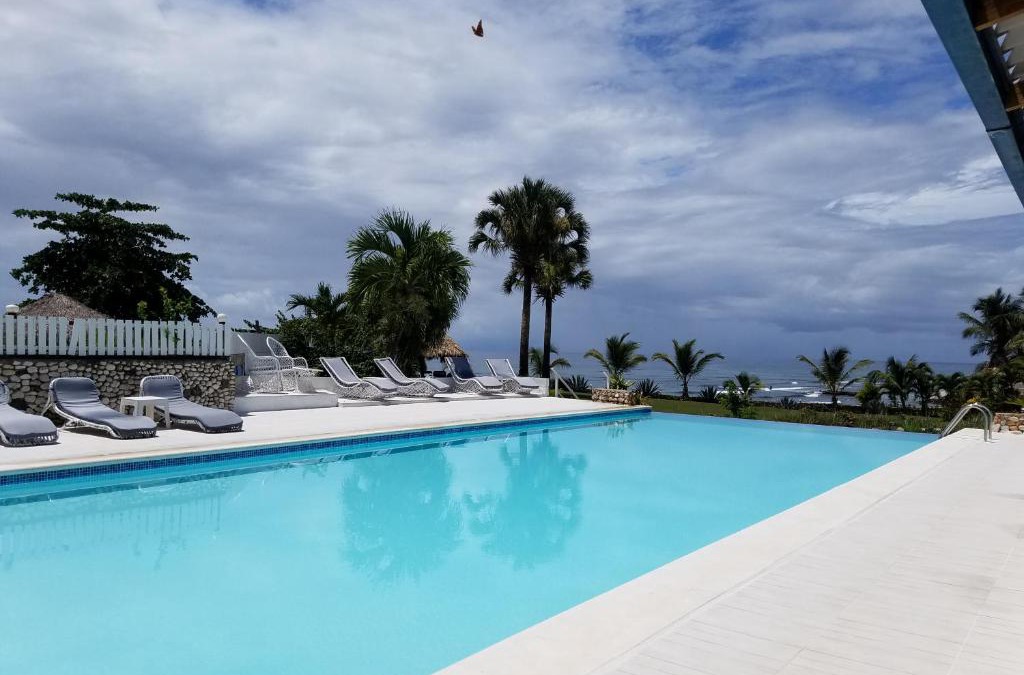 Juan Esteban Hotel | Hotel El Quemaito - Luxury Oceanfront Retreat