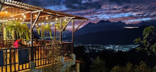 Antigua Guatemala Hotel | Hotel El Tambor OASIS Antigua Guatemala