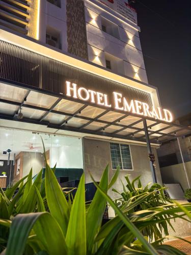 Visakhapatnam Hotel | Hotel Emerald