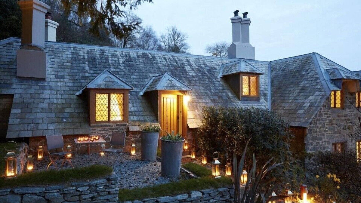 Saint Ann's Chapel Hotel | Hotel Endsleigh