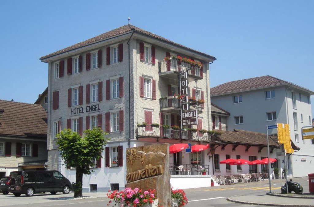 Emmetten Hotel | Hotel Engel