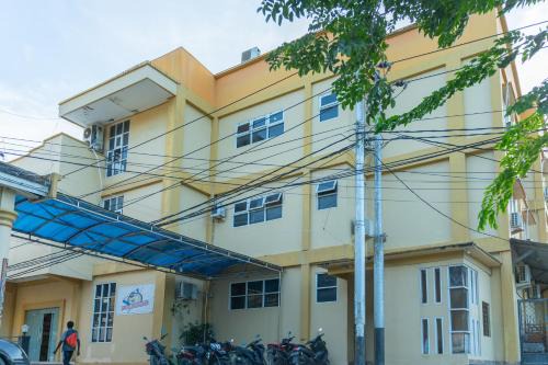 Jayapura Hotel | Hotel Entrop Jayapura RedPartner
