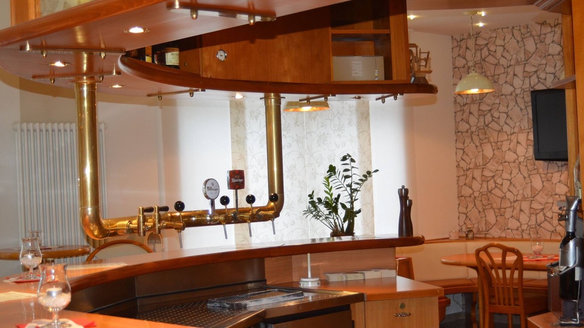 Eppelborn Hotel | Hotel Eppelborner Hof