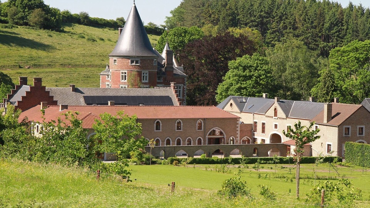 Huy Hotel | Hotel - Ferme du Chateau D'ahin