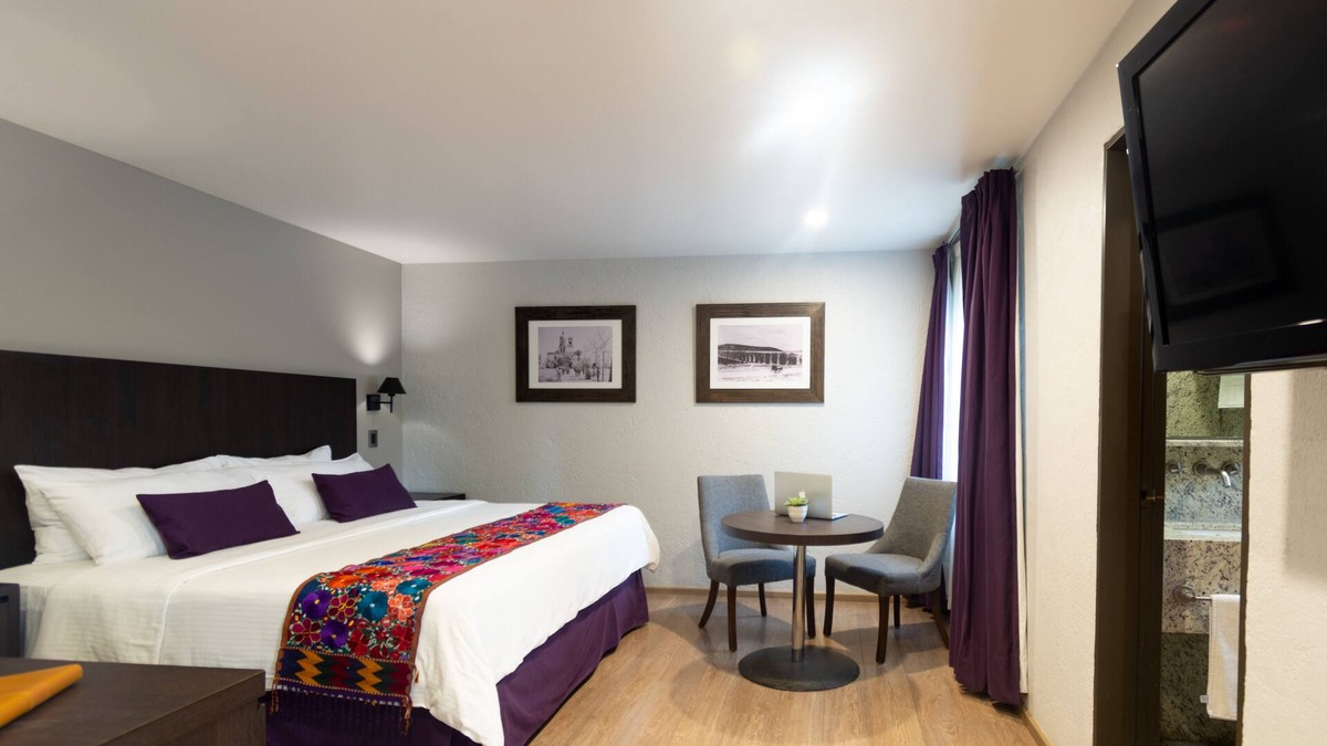 Downtown Queretaro Hotel | Hotel Flamingo Inn