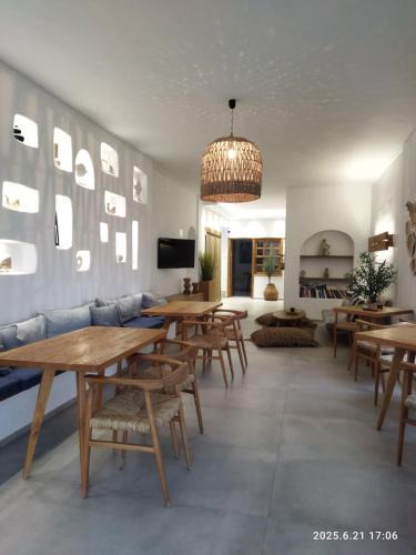 Milos Hotel | Hotel Flisvos