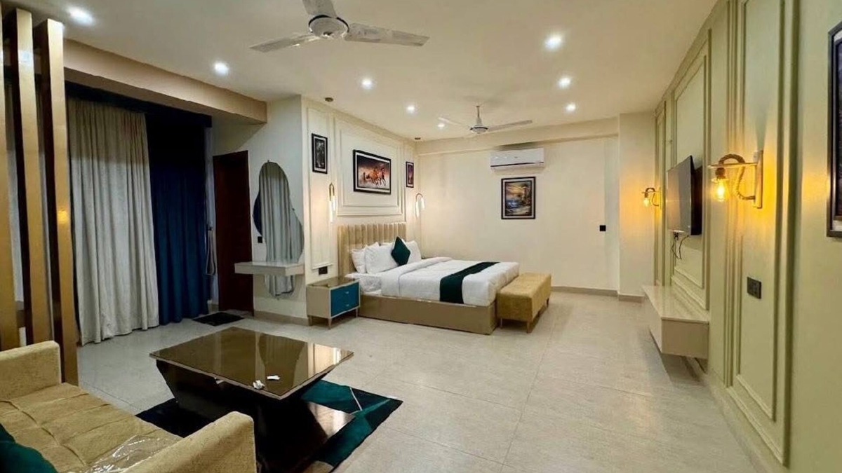 Gulshan-E-Jamal Hotel | Hotel Four Square