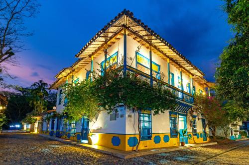 Quebrada Guadalejo Hotel | Hotel Fundadores en Cauca Viejo Fundadores